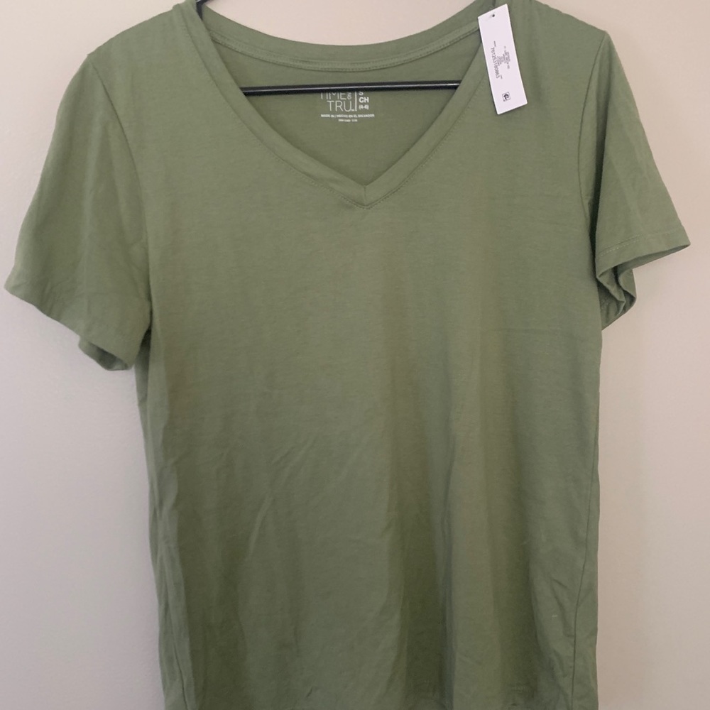 Green Short sleeve shirt
